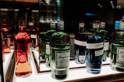 White Spot — Vancouver International Airport